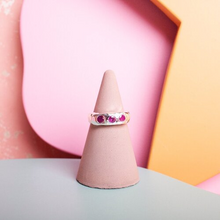  Silver ring with 3 pink gems